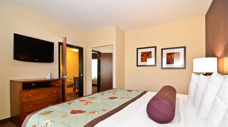 Best Western Plus Carousel Inn & Suites Suite