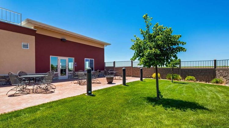 Best Western Plus Carousel Inn & Suites Exterior