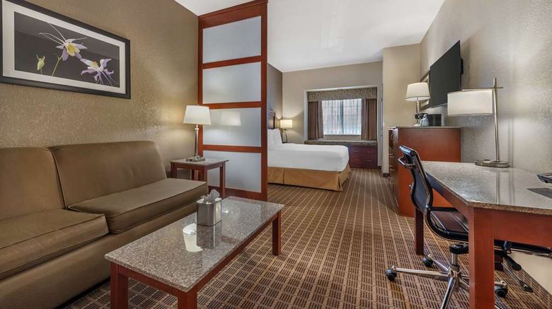 <b>Best Western Plus Peak Vista Inn & Stes Room</b>. Images powered by <a href="https://iceportal.shijigroup.com/" title="IcePortal" target="_blank">IcePortal</a>.