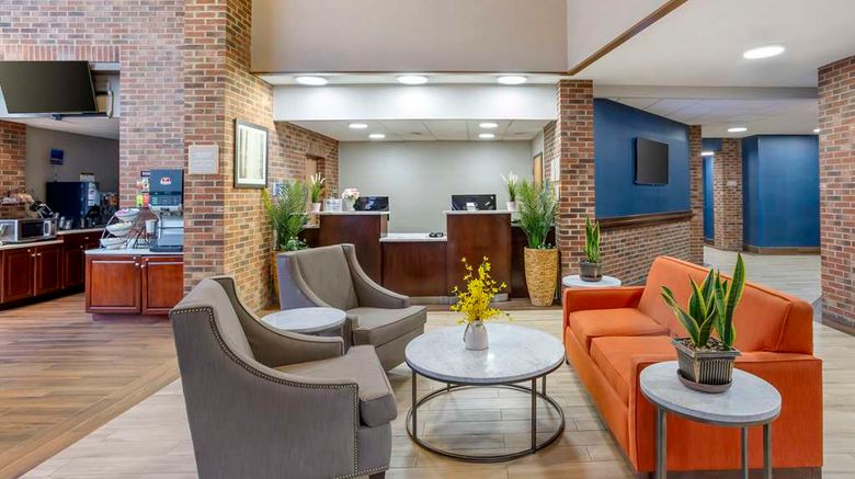 <b>Best Western Danbury/Bethel Lobby</b>. Images powered by <a href="https://iceportal.shijigroup.com/" title="IcePortal" target="_blank">IcePortal</a>.