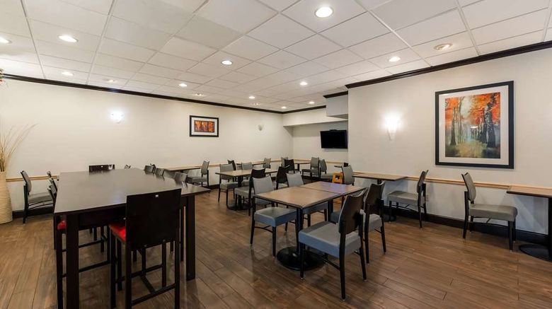 <b>Best Western Executive of New Haven Restaurant</b>. Images powered by <a href="https://iceportal.shijigroup.com/" title="IcePortal" target="_blank">IcePortal</a>.
