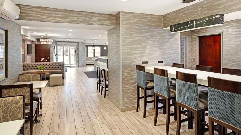<b>Best Western Plus Fairfield Hotel Restaurant</b>. Images powered by <a href="https://iceportal.shijigroup.com/" title="IcePortal" target="_blank">IcePortal</a>.