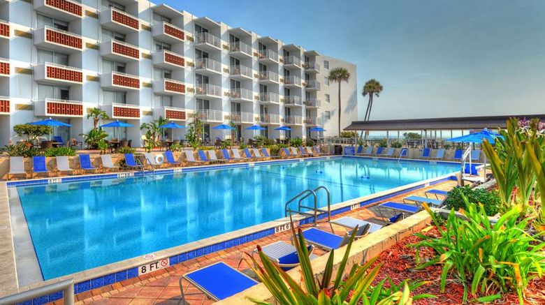 <b>Best Western Aku Tiki Inn Pool</b>. Images powered by <a href="https://iceportal.shijigroup.com/" title="IcePortal" target="_blank">IcePortal</a>.