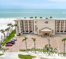 Best Western Plus Beach Resort Exterior