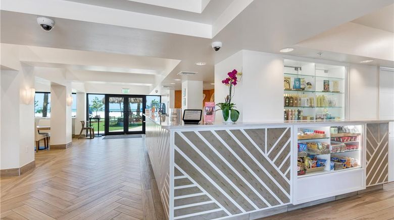 <b>Best Western Plus Beach Resort Lobby</b>. Images powered by <a href="https://iceportal.shijigroup.com/" title="IcePortal" target="_blank">IcePortal</a>.