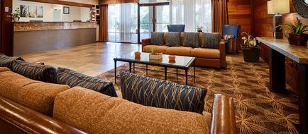 Best Western Crossroads Inn Lobby