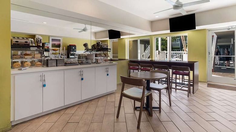 <b>Best Western Hibiscus Motel Restaurant</b>. Images powered by <a href="https://iceportal.shijigroup.com/" title="IcePortal" target="_blank">IcePortal</a>.