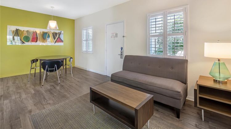 Best Western Hibiscus Motel Suite