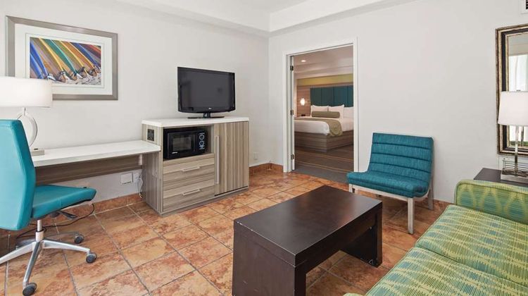 Best Western Plus Oceanside Inn Suite