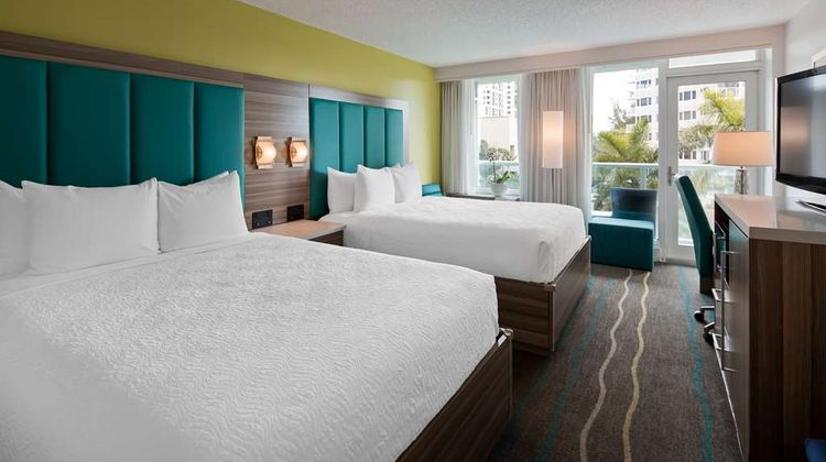Best Western Plus Oceanside Inn Room