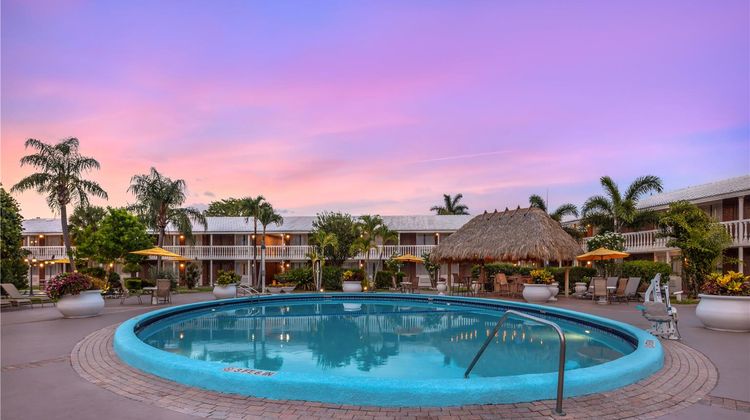 Best Western Palm Beach Lakes Pool