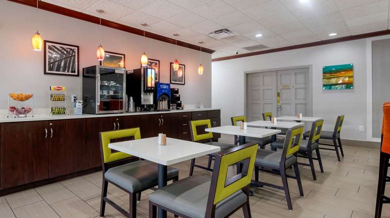 <b>Best Western Inn of Palatka Restaurant</b>. Images powered by <a href="https://iceportal.shijigroup.com/" title="IcePortal" target="_blank">IcePortal</a>.