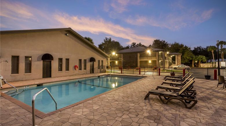 <b>Best Western Inn of Palatka Pool</b>. Images powered by <a href="https://iceportal.shijigroup.com/" title="IcePortal" target="_blank">IcePortal</a>.