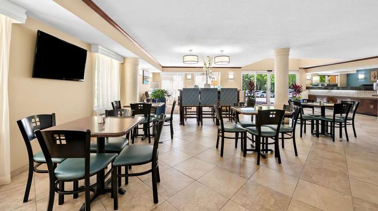 <b>Best Western Intracoastal Inn Jupiter, F Restaurant</b>. Images powered by <a href="https://iceportal.shijigroup.com/" title="IcePortal" target="_blank">IcePortal</a>.