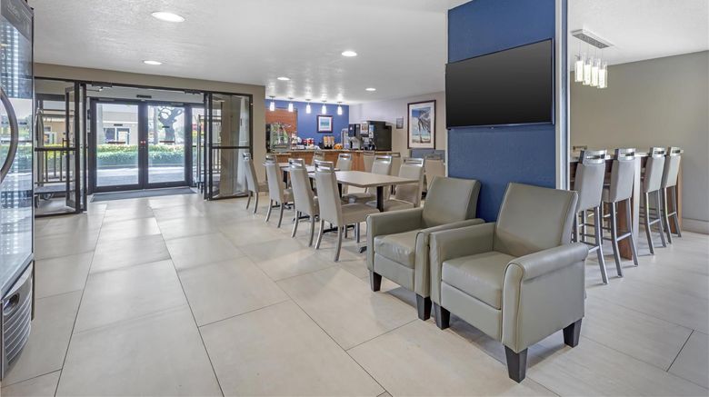 <b>Best Western Plus Ft Lauderdale AP Cruis Restaurant</b>. Images powered by <a href="https://iceportal.shijigroup.com/" title="IcePortal" target="_blank">IcePortal</a>.