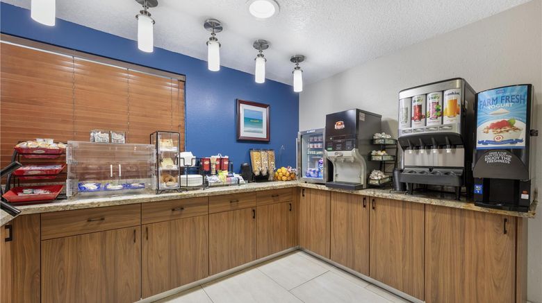 <b>Best Western Plus Ft Lauderdale AP Cruis Restaurant</b>. Images powered by <a href="https://iceportal.shijigroup.com/" title="IcePortal" target="_blank">IcePortal</a>.