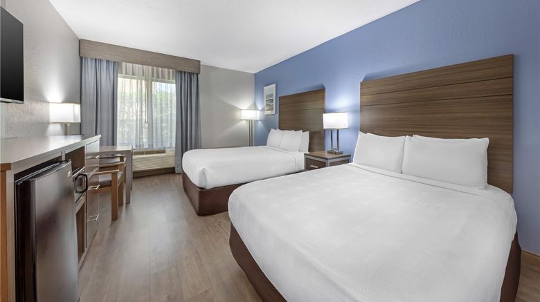 <b>Best Western Plus Ft Lauderdale AP Cruis Room</b>. Images powered by <a href="https://iceportal.shijigroup.com/" title="IcePortal" target="_blank">IcePortal</a>.