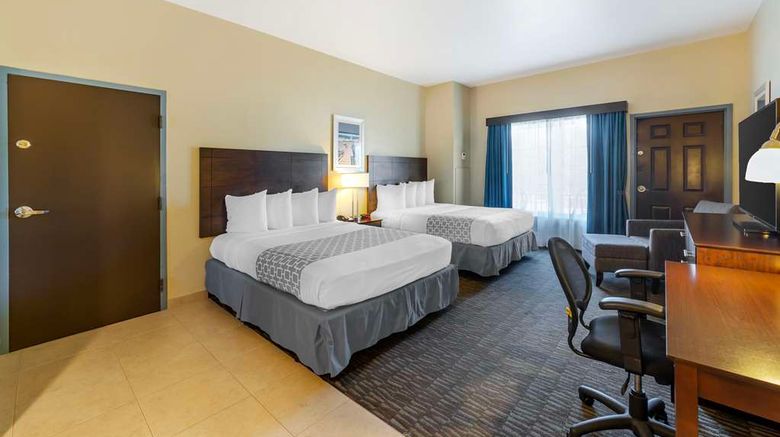 <b>Best Western Naples Plaza Hotel Room</b>. Images powered by <a href="https://iceportal.shijigroup.com/" title="IcePortal" target="_blank">IcePortal</a>.