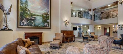 Best Western Gateway Grand Lobby