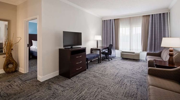 Best Western Plus Ambassador Suites Suite