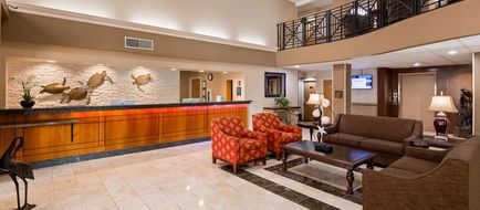 Best Western Plus Ambassador Suites Lobby