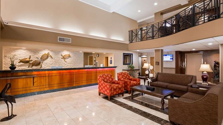 <b>Best Western Plus Ambassador Suites Lobby</b>. Images powered by <a href="https://iceportal.shijigroup.com/" title="IcePortal" target="_blank">IcePortal</a>.