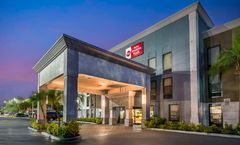 Best Western Plus Universal Inn