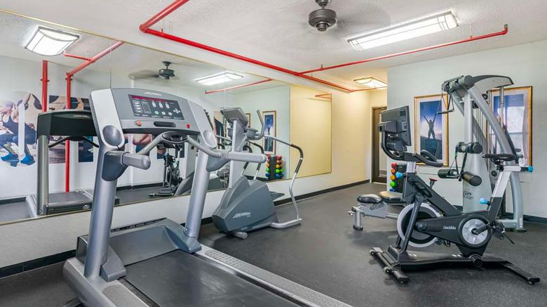 <b>Best Western Plus Universal Inn Health</b>. Images powered by <a href="https://iceportal.shijigroup.com/" title="IcePortal" target="_blank">IcePortal</a>.