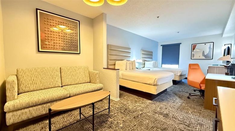 <b>Best Western Plus Universal Inn Room</b>. Images powered by <a href="https://iceportal.shijigroup.com/" title="IcePortal" target="_blank">IcePortal</a>.