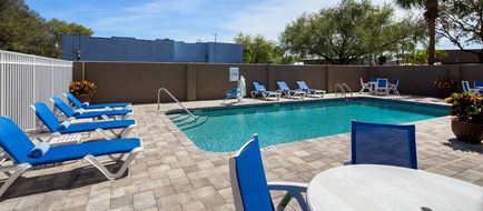Best Western Tampa Exterior