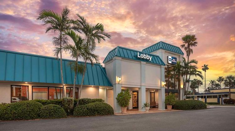 Best Western Cocoa Beach Hotel & Suites Exterior