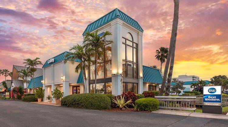 Best Western Cocoa Beach Hotel & Suites Exterior