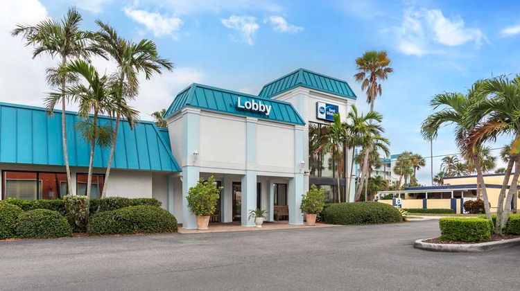 Best Western Cocoa Beach Hotel & Suites Exterior