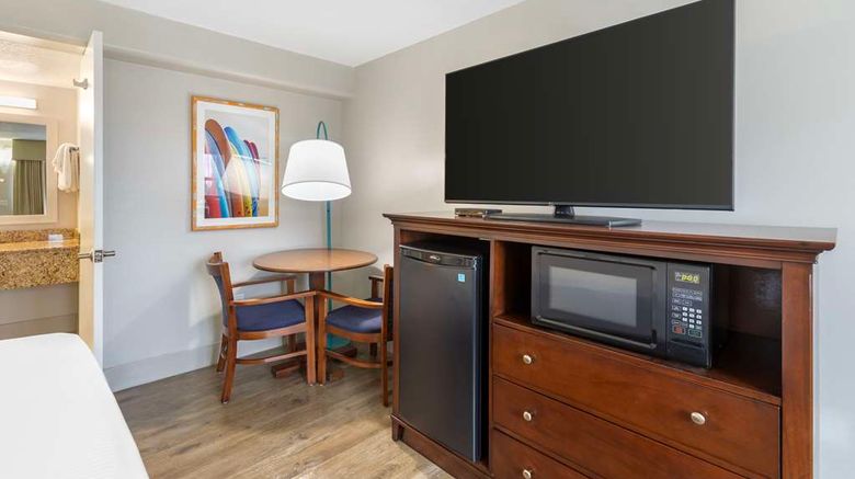 <b>Best Western Cocoa Beach Hotel & Suites Beach</b>. Images powered by <a href="https://iceportal.shijigroup.com/" title="IcePortal" target="_blank">IcePortal</a>.