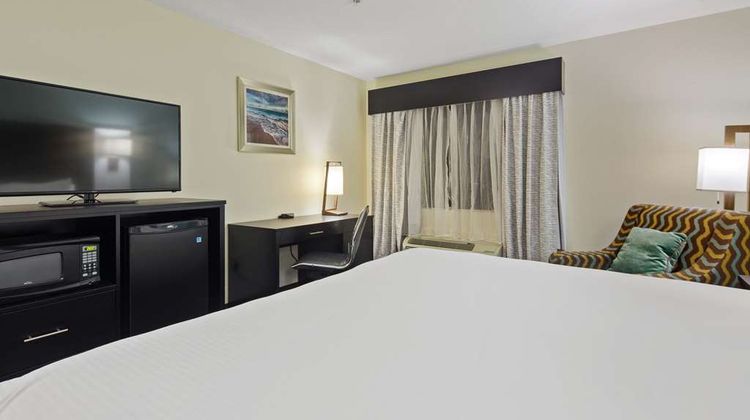 Best Western Mayport Inn & Suites Room