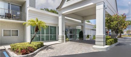 Best Western Plus North Miami/BalHarbour Exterior