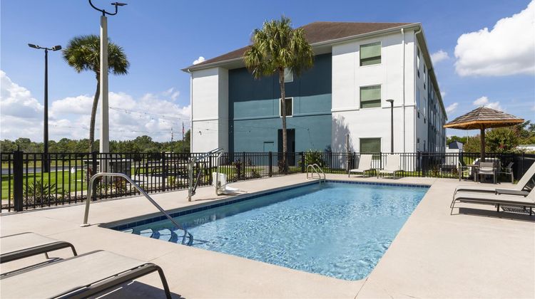 Best Western Auburndale Inn & Suites Pool