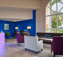 Best Western Fort Myers Inn & Suites Lobby