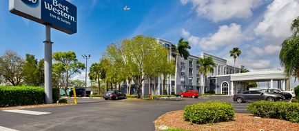 Best Western Fort Myers Inn & Suites Exterior