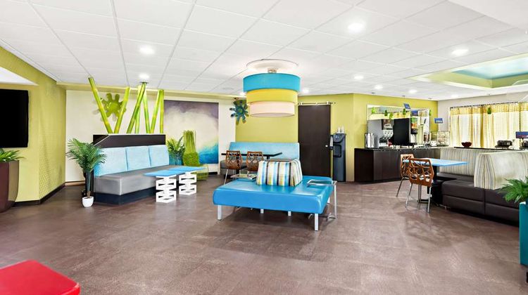 Best Western Lake Okeechobee Lobby