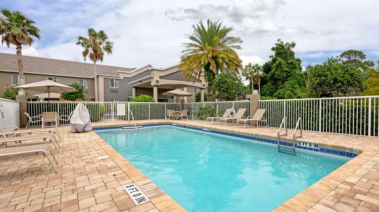 Best Western Edgewater Inn Pool