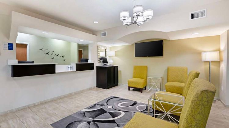 Best Western Edgewater Inn Lobby