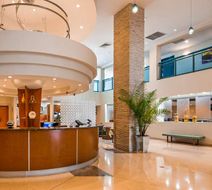 Best Western Plus Atlantic Beach Resort Lobby