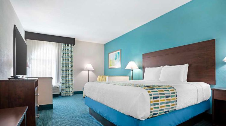 Best Western Plus Blue Angel Inn Room