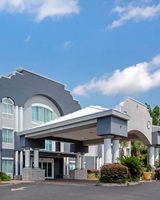 Best Western Plus Blue Angel Inn