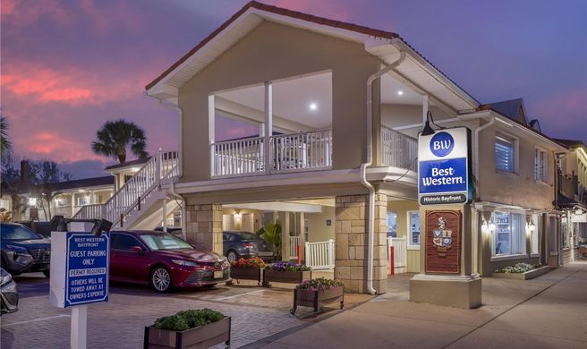 Best Western Bayfront Exterior