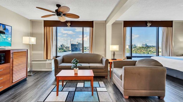 <b>Best Western Orlando Gateway Hotel Suite</b>. Images powered by <a href="https://iceportal.shijigroup.com/" title="IcePortal" target="_blank">IcePortal</a>.