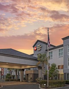 Best Western Plus Chain of Lakes Inn/Ste