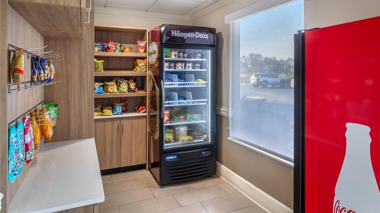 <b>Best Western Plus Madison Inn Other</b>. Images powered by <a href="https://iceportal.shijigroup.com/" title="IcePortal" target="_blank">IcePortal</a>.