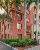 Palm Beach Gardens Hotel & Suites
